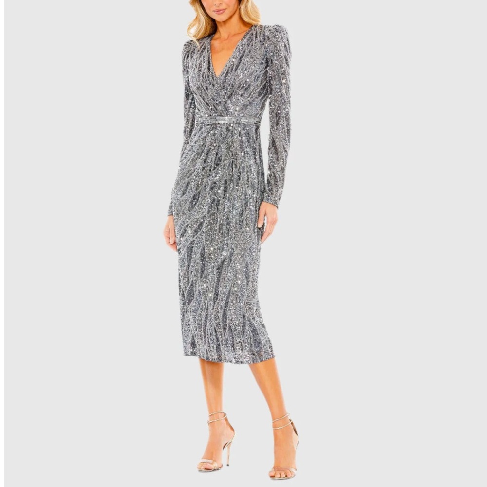 MAC DUGGAL Charcoal Long Sleeve V-Neck Embellished Beaded Cocktail Dress Reemoly